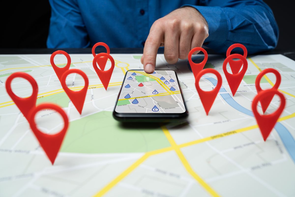Map with local business location pins illustrating how Google shows businesses in local search results