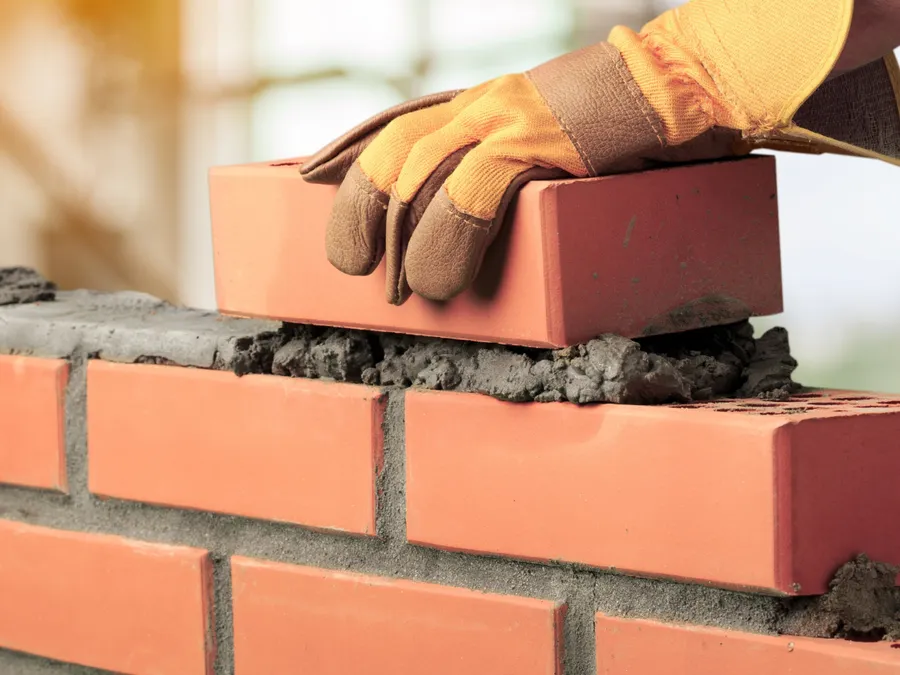 Bricklayers & Stonemasons at work in Cornwall
